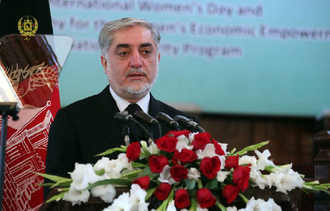 عبدالله: در سال آینده روی تقویت حضور زنان در نظام اداری با جدیت کار خواهد شد